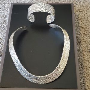 Silver necklace and bracelet